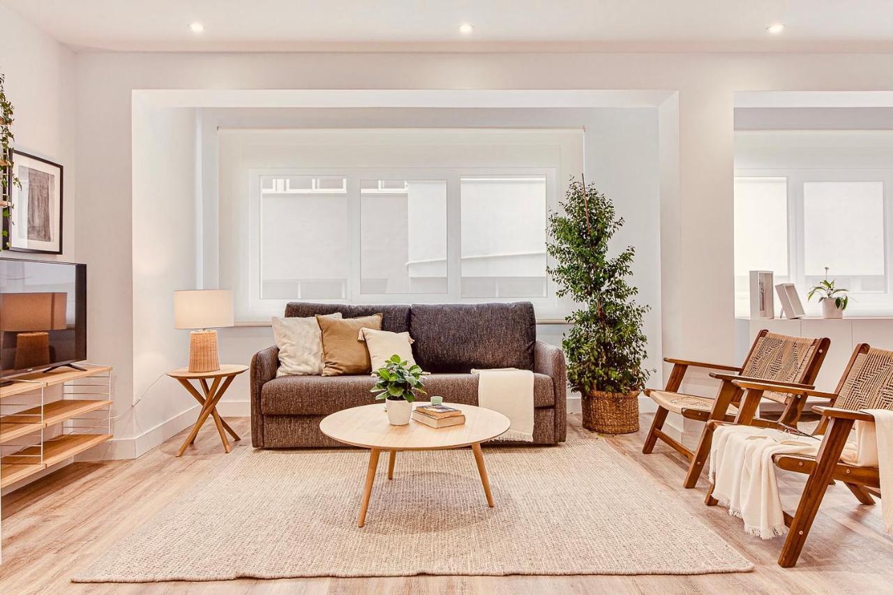 Main Street Deluxe Apartment โอโกรูญา ภายนอก รูปภาพ